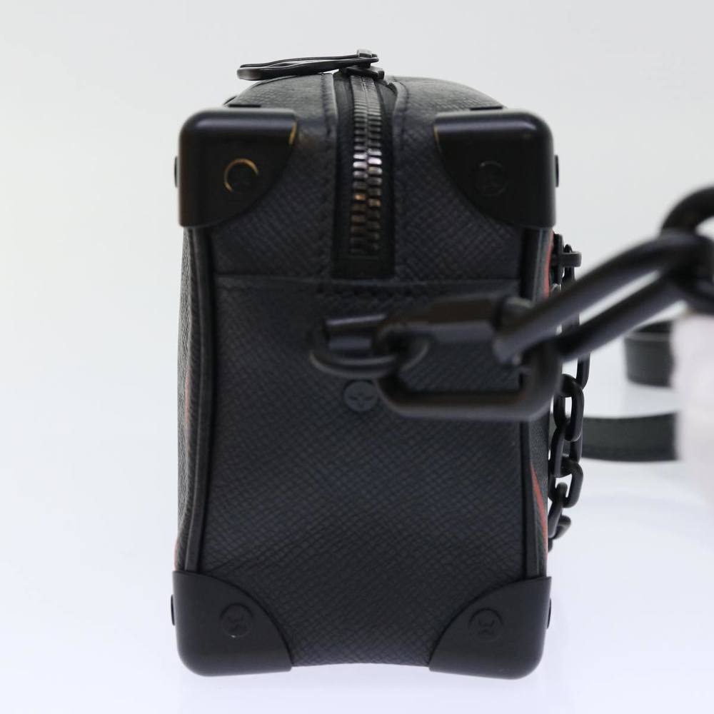 LOUIS VUITTON Malle Shoulder Bag - Picture 12 of 16